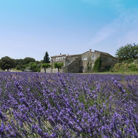 Отель La Ferme Les Eybrachas Reauville Экстерьер фото